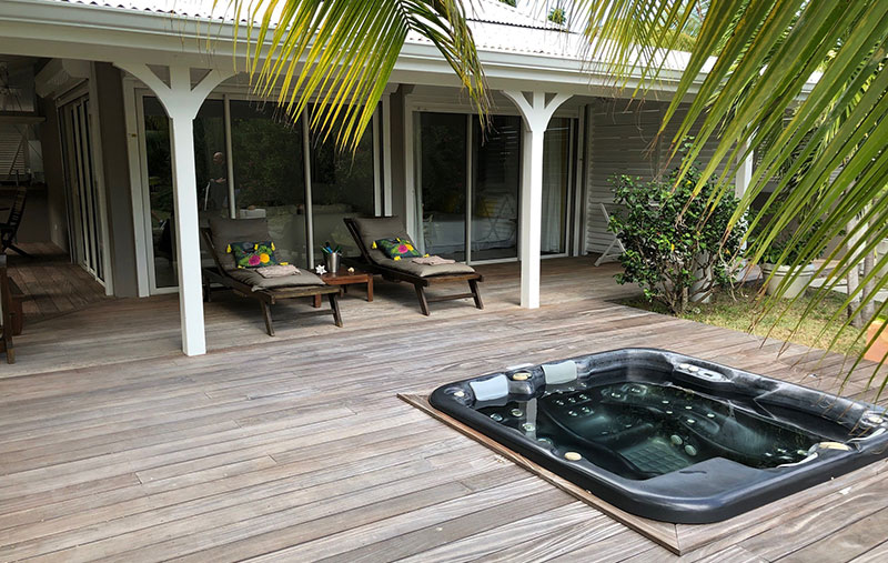 le cottage est une petite villa pleine de charme près d'orient bay